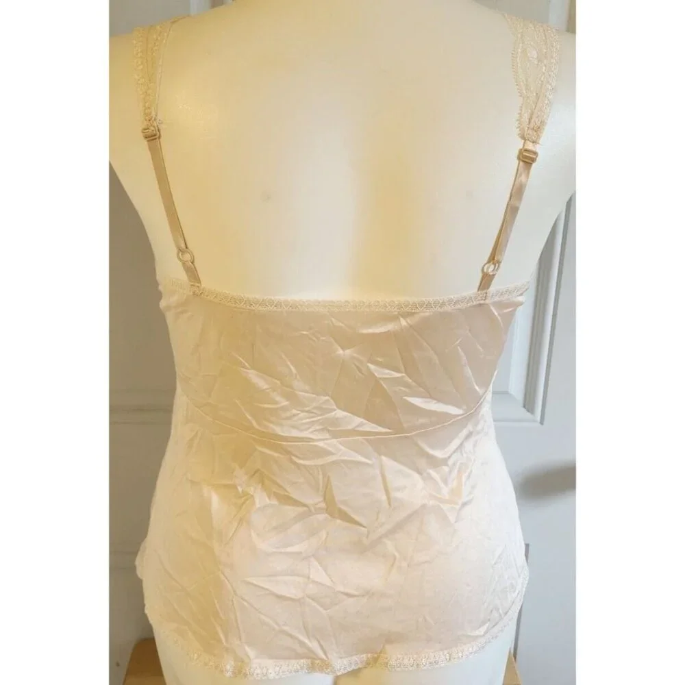 Bali vtg women